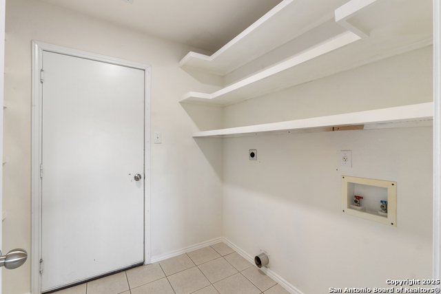 Image 16 of 30 For 12614 Carriage Blvd
