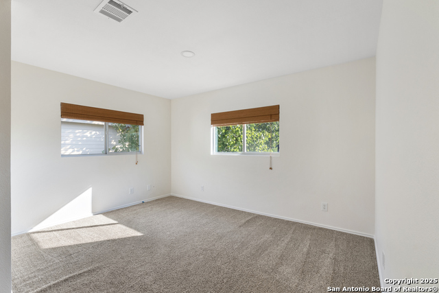 Image 21 of 30 For 12614 Carriage Blvd