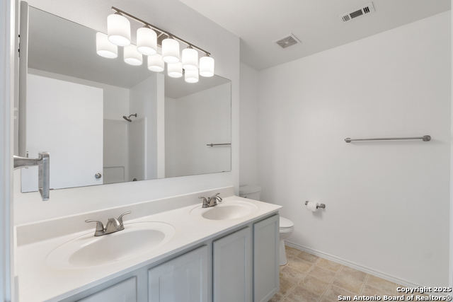 Image 24 of 30 For 12614 Carriage Blvd