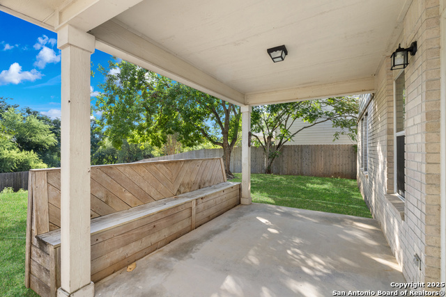 Image 27 of 30 For 12614 Carriage Blvd