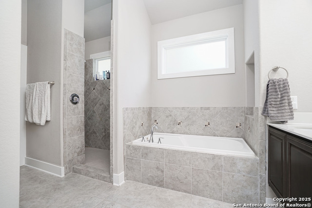 Image 9 of 16 For 2519 Merritt Vista