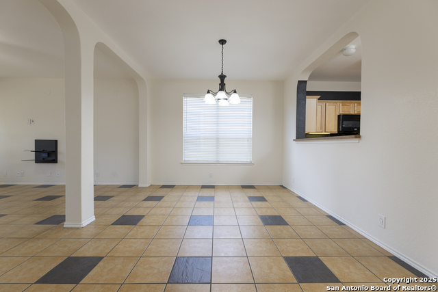 Listing photo id 11 for 6705 Biscay Bay