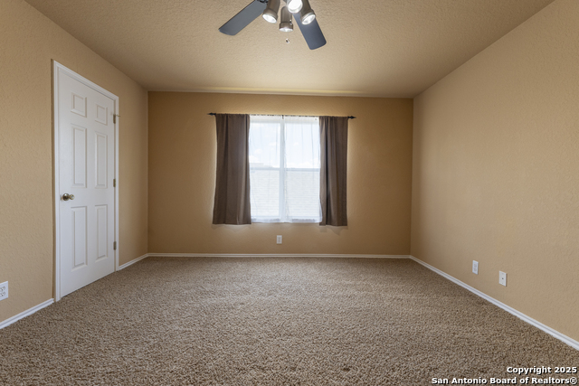 Listing photo id 23 for 6705 Biscay Bay