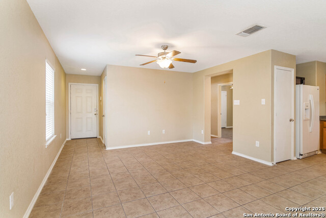 Image 9 of 23 For 938 Spello Circle