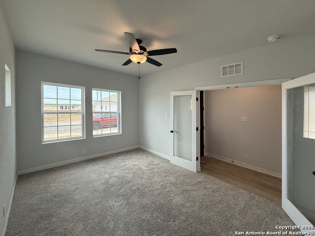 Listing photo id 10 for 7028 Sycamore Hollow