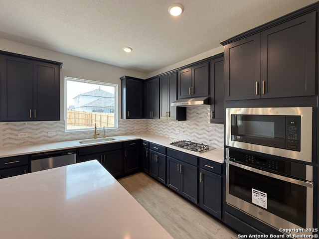 Listing photo id 12 for 7028 Sycamore Hollow
