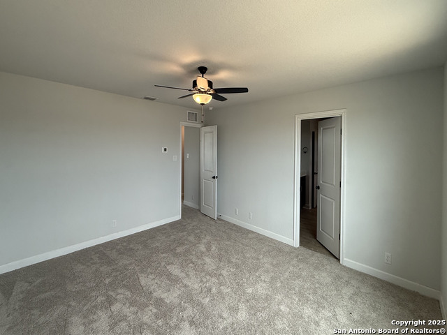 Listing photo id 19 for 7028 Sycamore Hollow