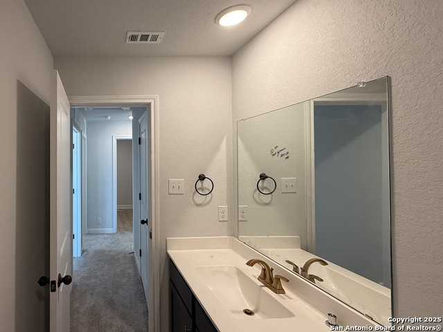 Listing photo id 26 for 7028 Sycamore Hollow