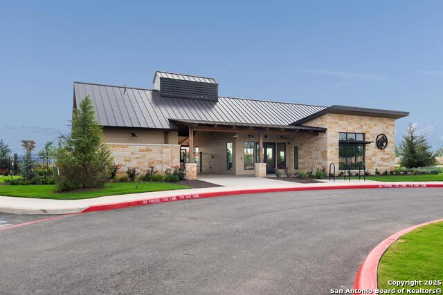 Listing photo id 37 for 7028 Sycamore Hollow