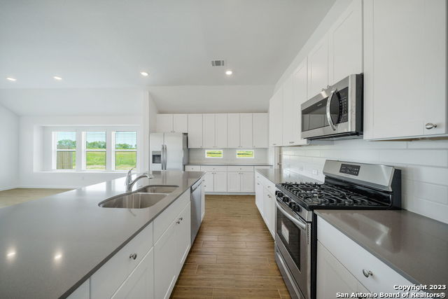 Image 11 of 31 For 6647 Brandy Path