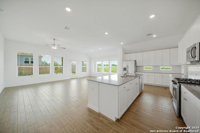 Image 12 of 31 For 6647 Brandy Path