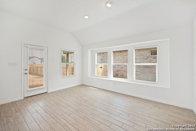 Image 16 of 31 For 6647 Brandy Path