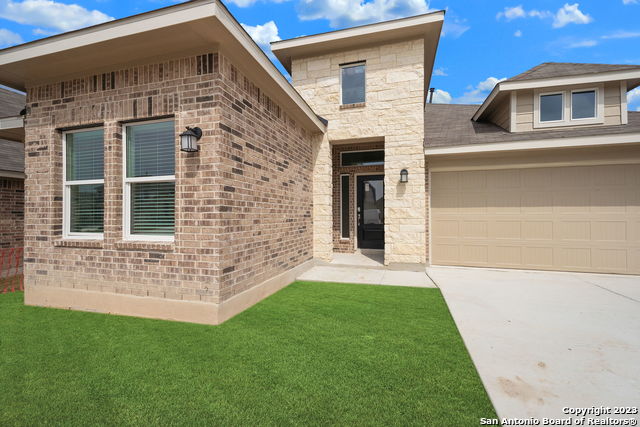 Image 4 of 31 For 6647 Brandy Path