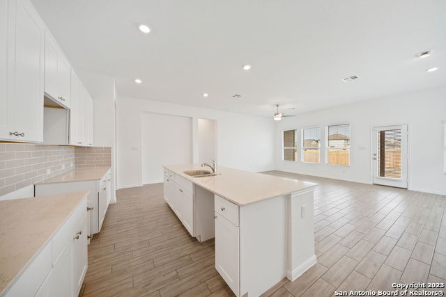 Image 8 of 31 For 6647 Brandy Path