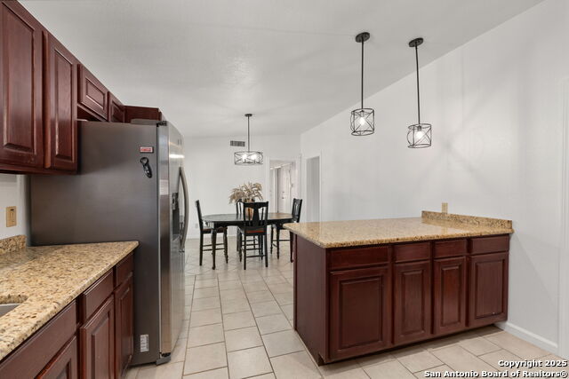 Image 10 of 26 For 5315 Arrowhead Dr