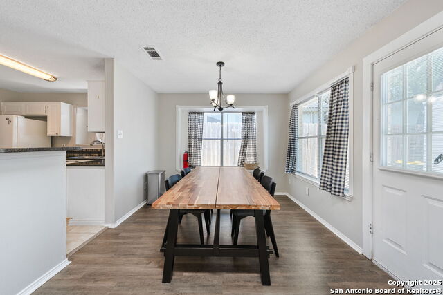 Image 10 of 45 For 2700 Hillview