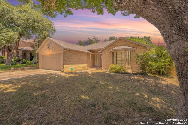 Image 2 of 45 For 2700 Hillview