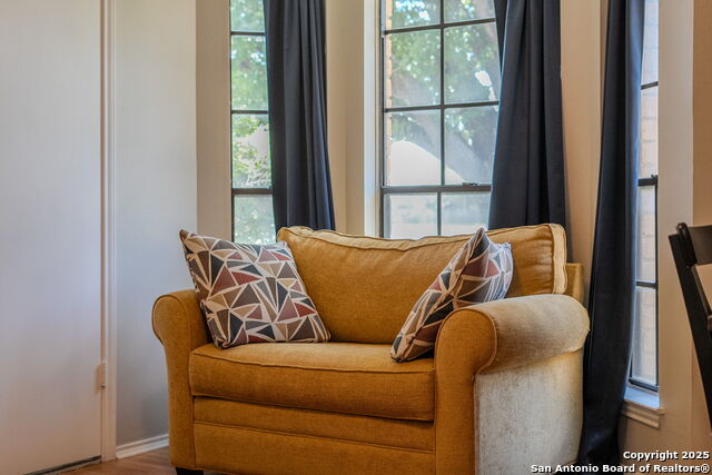 Image 20 of 45 For 2700 Hillview