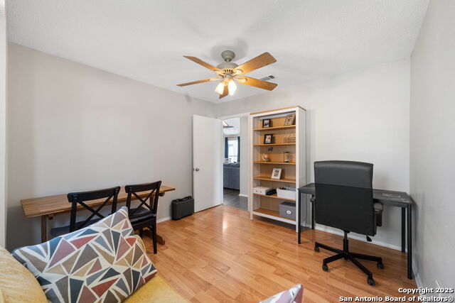 Image 21 of 45 For 2700 Hillview