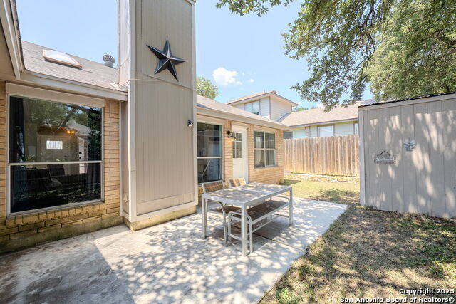 Image 39 of 45 For 2700 Hillview