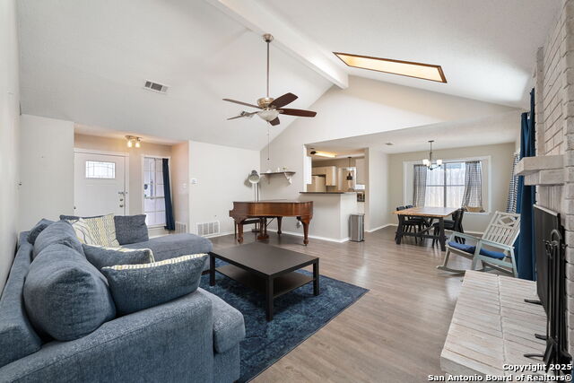 Image 6 of 45 For 2700 Hillview