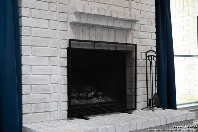 Image 9 of 45 For 2700 Hillview