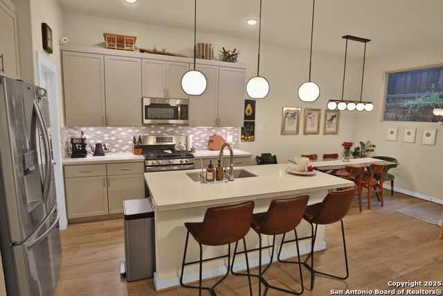 Image 3 of 25 For 6446 Babcock Rd. 19