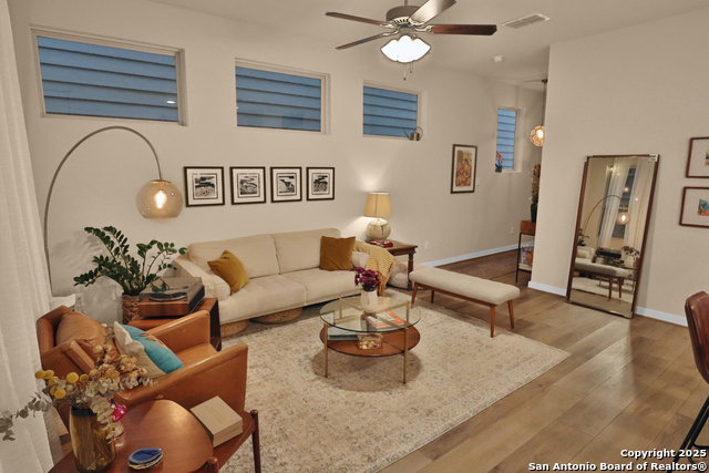 Image 5 of 25 For 6446 Babcock Rd. 19