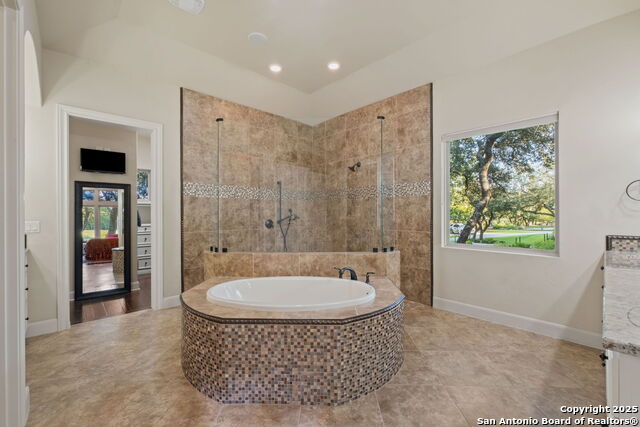 Listing photo id 35 for 324 Menger Springs