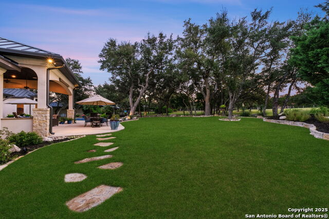 Listing photo id 53 for 324 Menger Springs