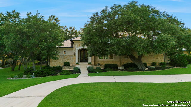 Listing photo id 55 for 324 Menger Springs