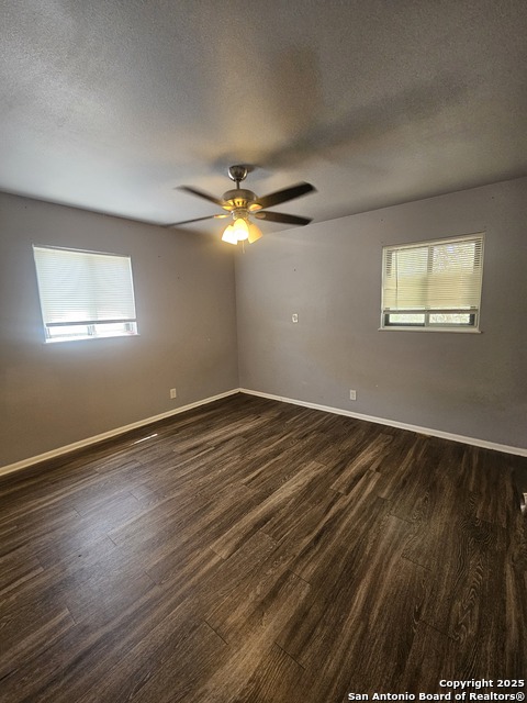 Listing photo id 6 for 5607 Wales