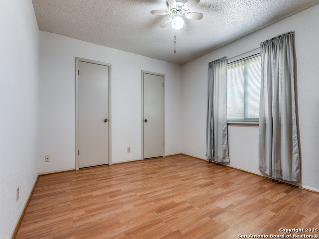 Image 12 of 18 For 6807 Brookfield