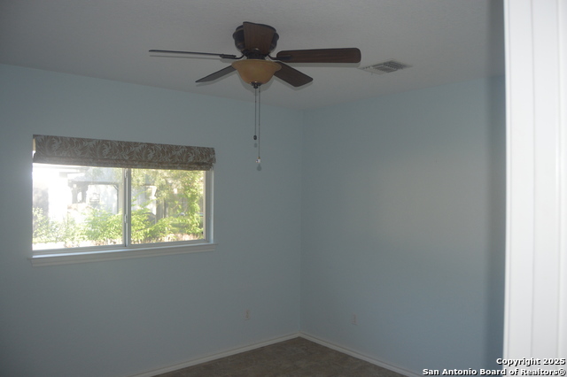 Image 25 of 40 For 14847 Lytle Somerset