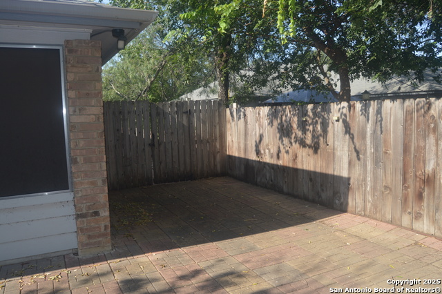 Image 34 of 40 For 14847 Lytle Somerset