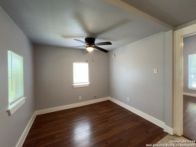 Image 7 of 18 For 222 Cadwallader St  2