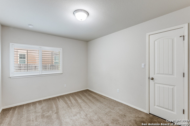 Listing photo id 9 for 19209 Nicole Ln