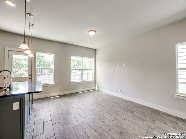 Image 17 of 34 For 16011 Babcock R  #12