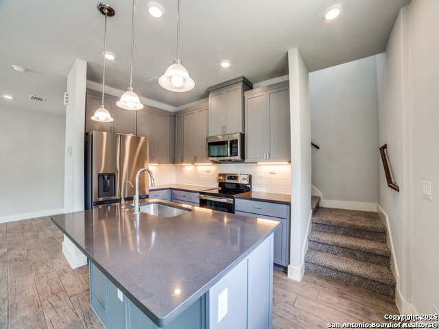 Image 18 of 34 For 16011 Babcock R  #12