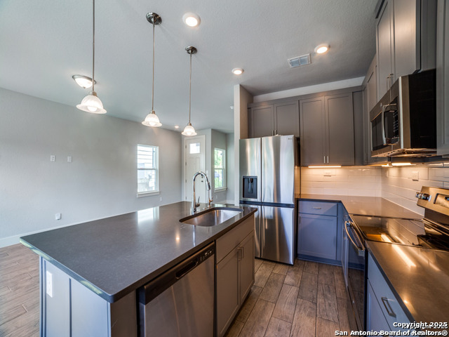 Image 27 of 34 For 16011 Babcock R  #12