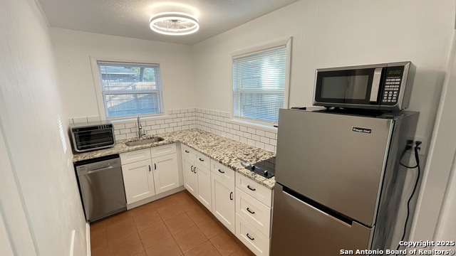 Image 4 of 50 For 1207 Elm Grove Rd