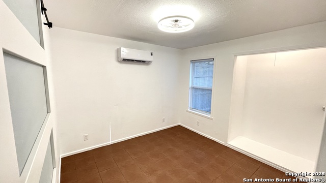 Image 42 of 50 For 1207 Elm Grove Rd