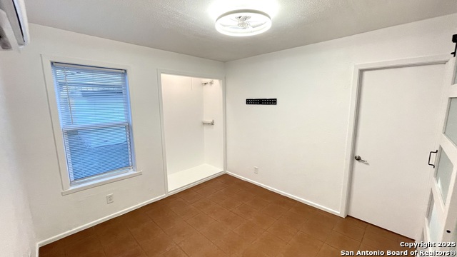 Image 46 of 50 For 1207 Elm Grove Rd