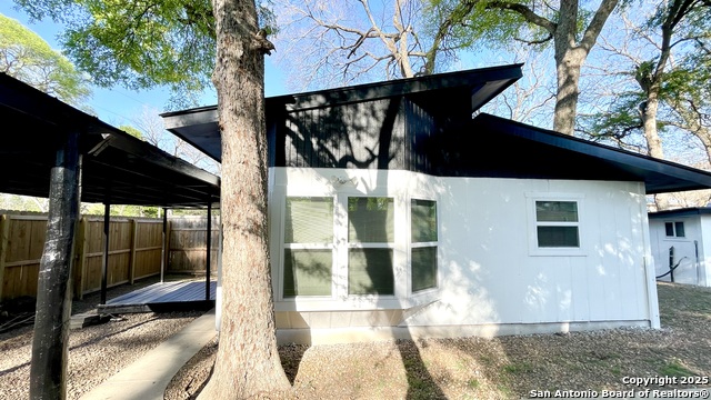 Image 9 of 50 For 1207 Elm Grove Rd