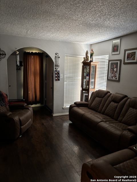 Image 27 of 31 For 7136 Larksong