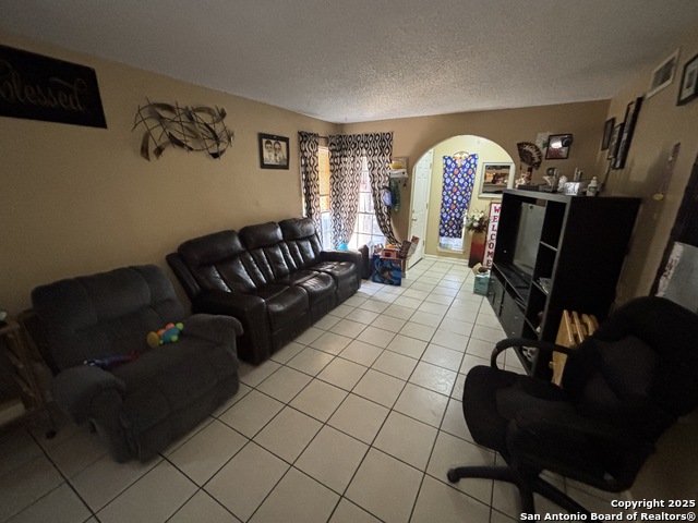 Image 6 of 31 For 7136 Larksong