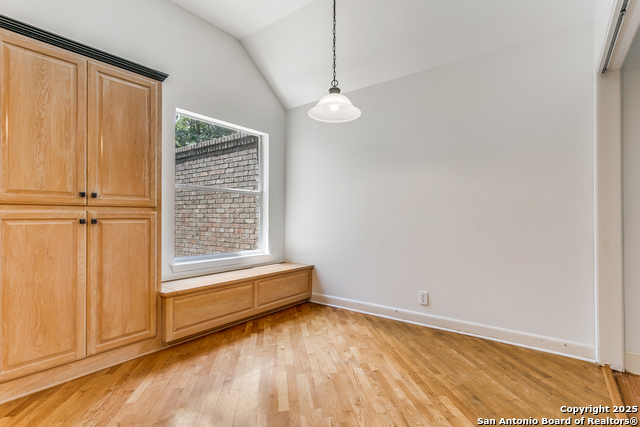 Image 12 of 25 For 91 Longsford