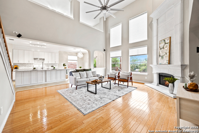 Image 11 of 54 For 20803 Cliff Park