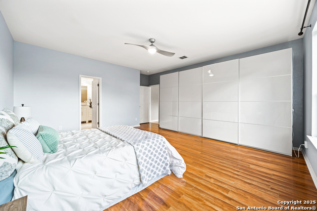 Image 16 of 54 For 20803 Cliff Park