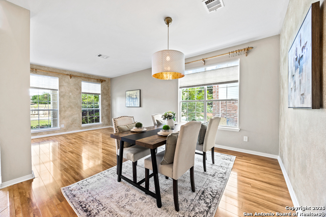 Image 6 of 54 For 20803 Cliff Park